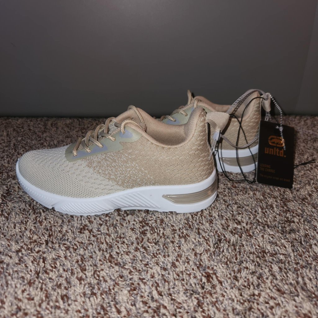 Ecko Unlimited Athletic Shoes  Kids Size 1  Brand New With Tags